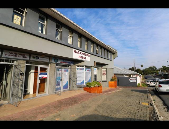 685M² OFFICE FOR SALE IN BEREA